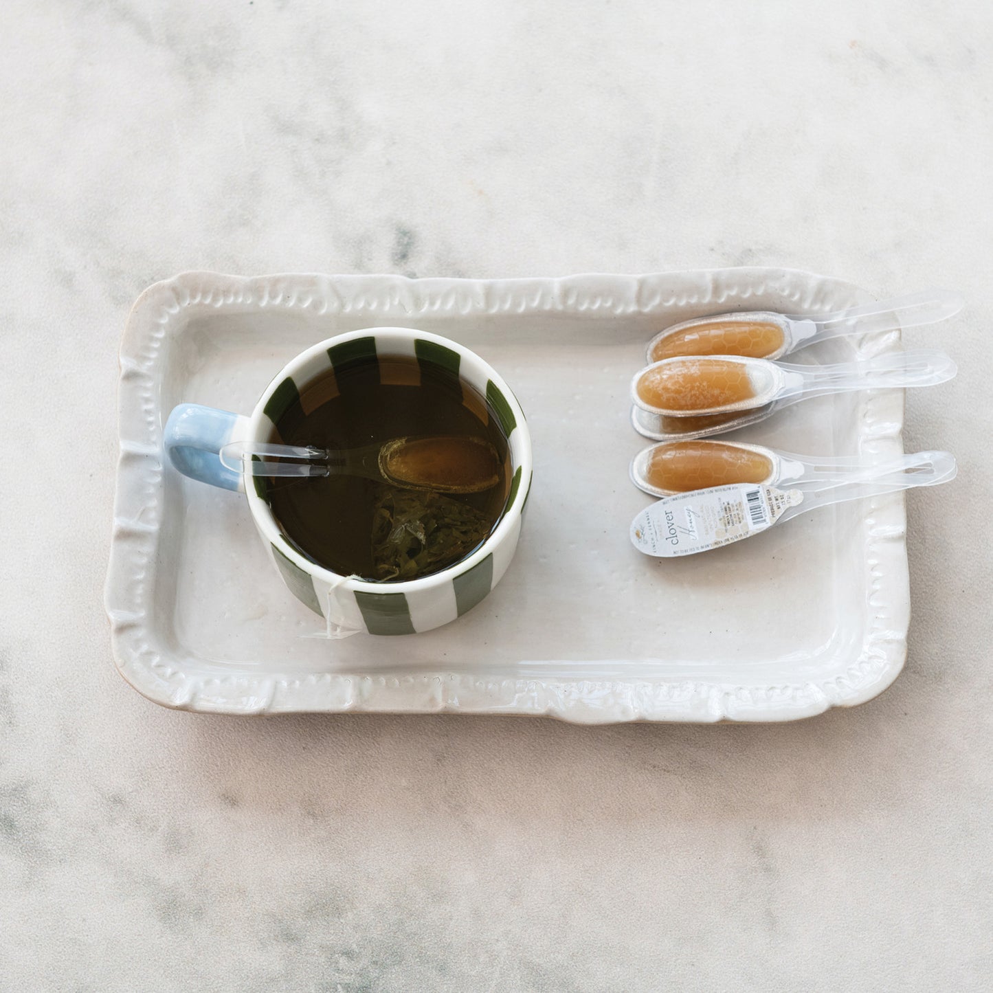 Grade A Unfiltered Clover Honey Filled Single Use Spoons