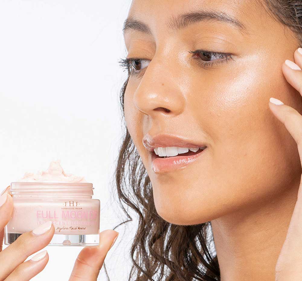 Full Moon Dip® Iridescent Ageless Facial Mousse
