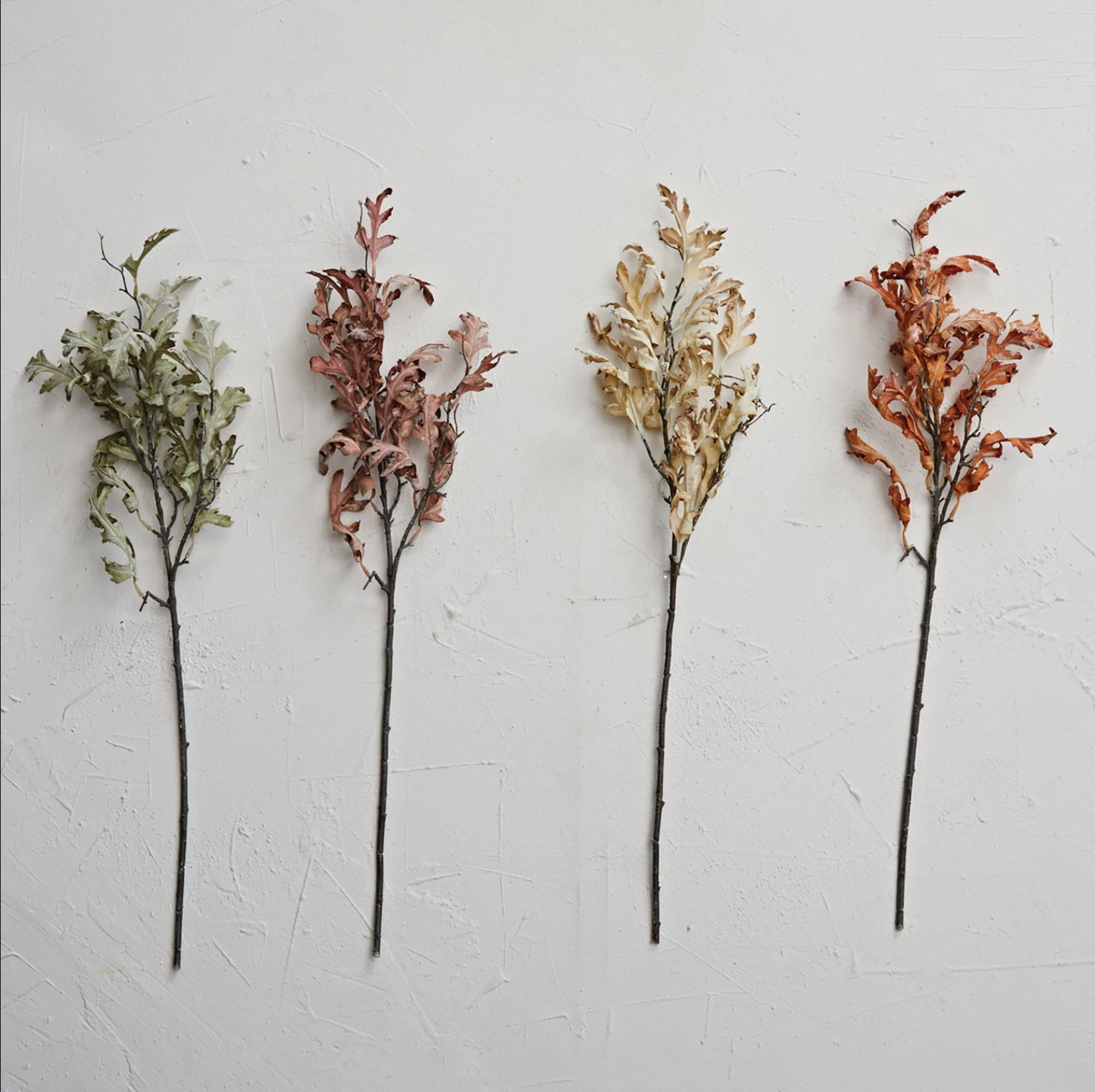 Faux Oak Leaf Pick