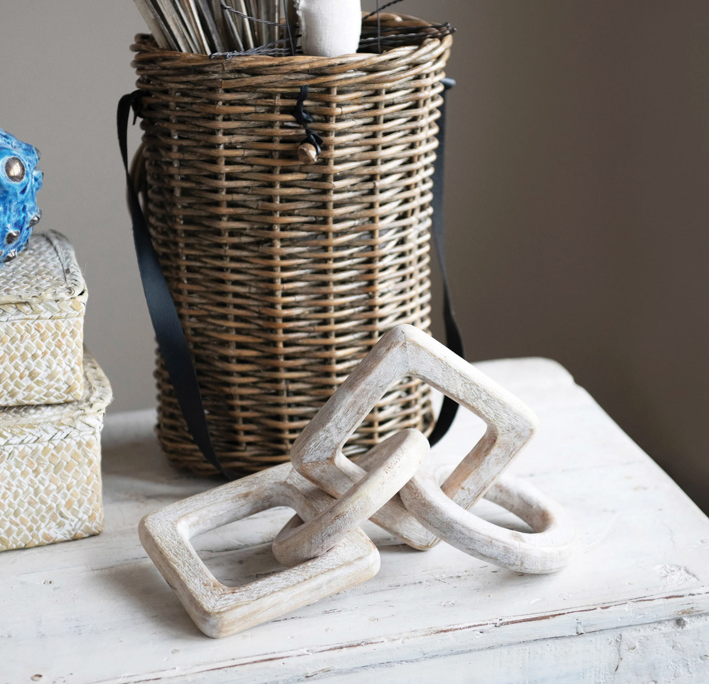 White Washed Wood Chain