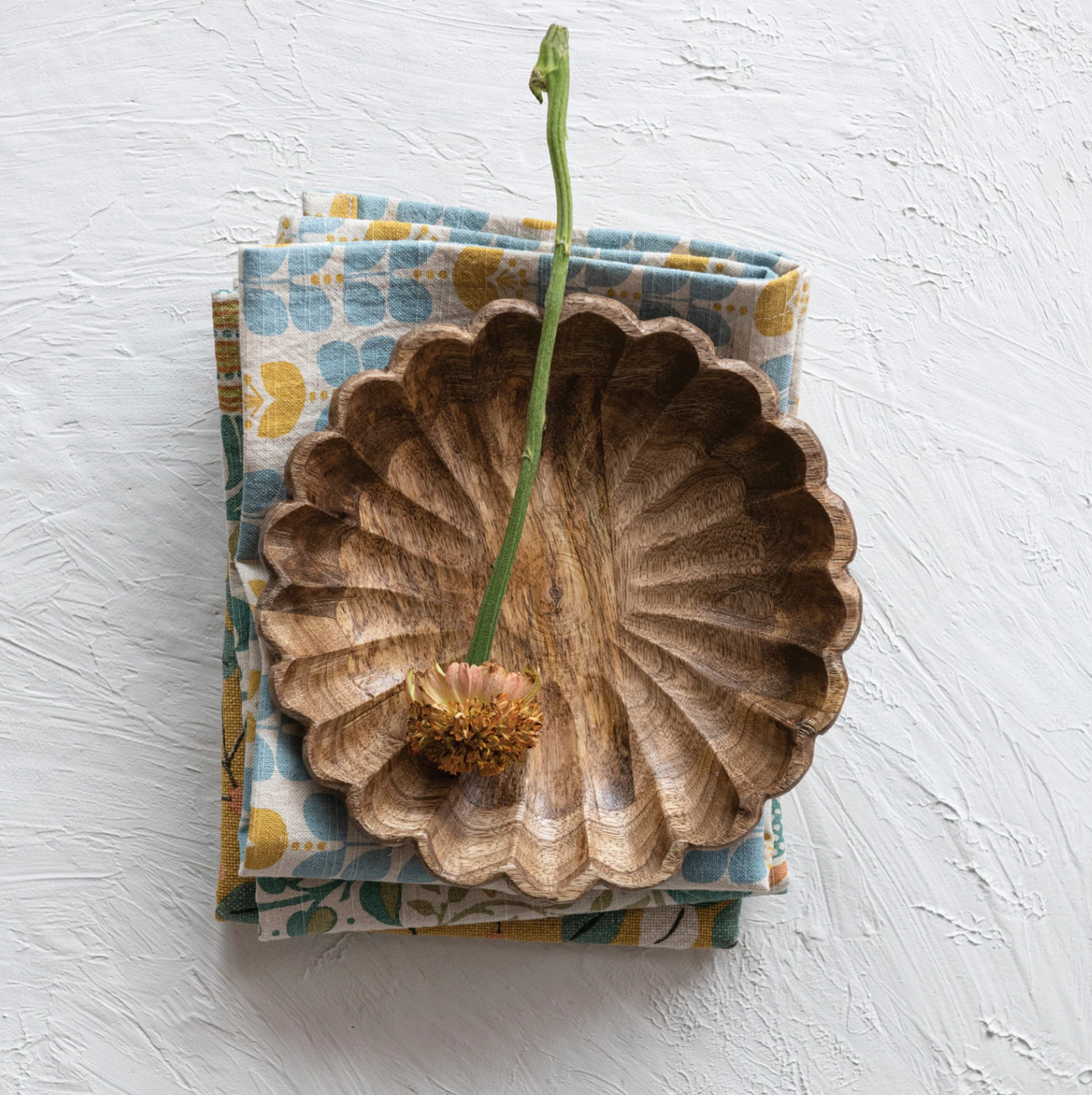 Mango Wood Scalloped Bowl