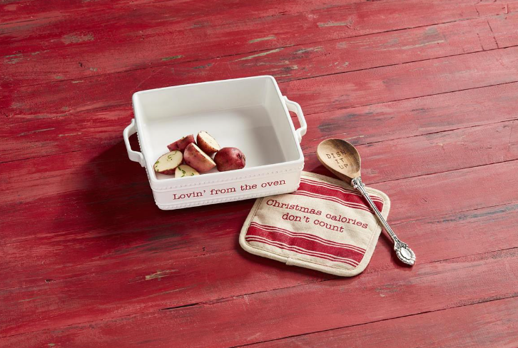 Holiday Baker & Trivet Set
