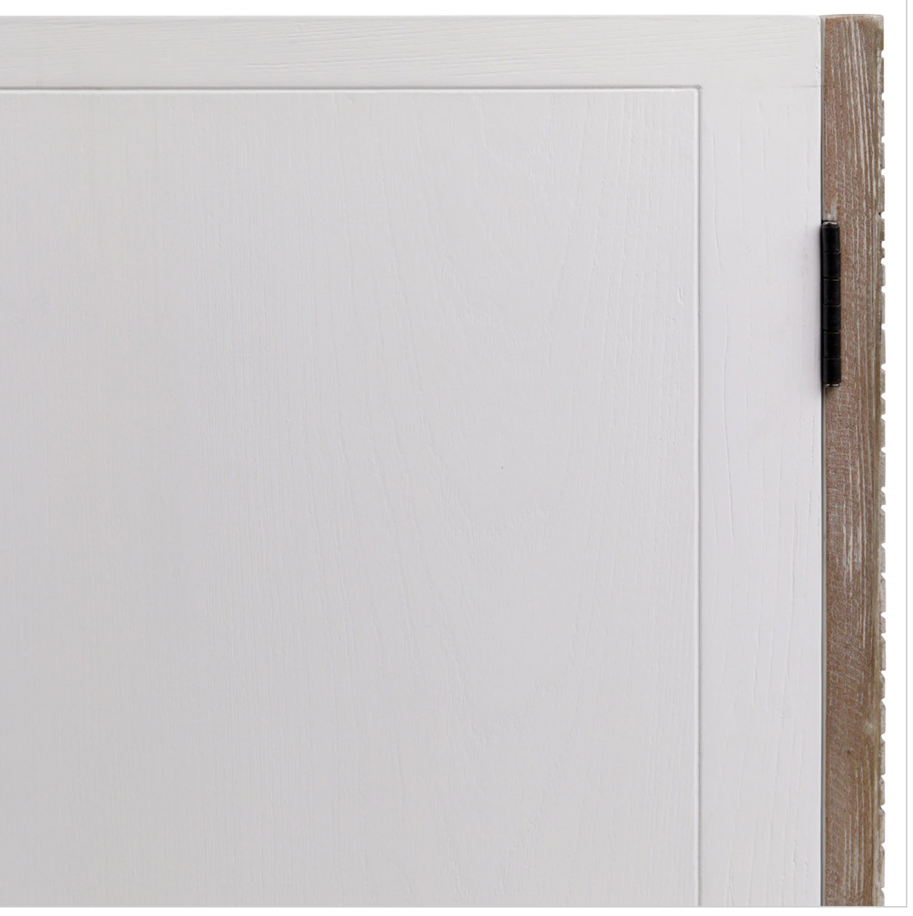 Mikayla Cabinet