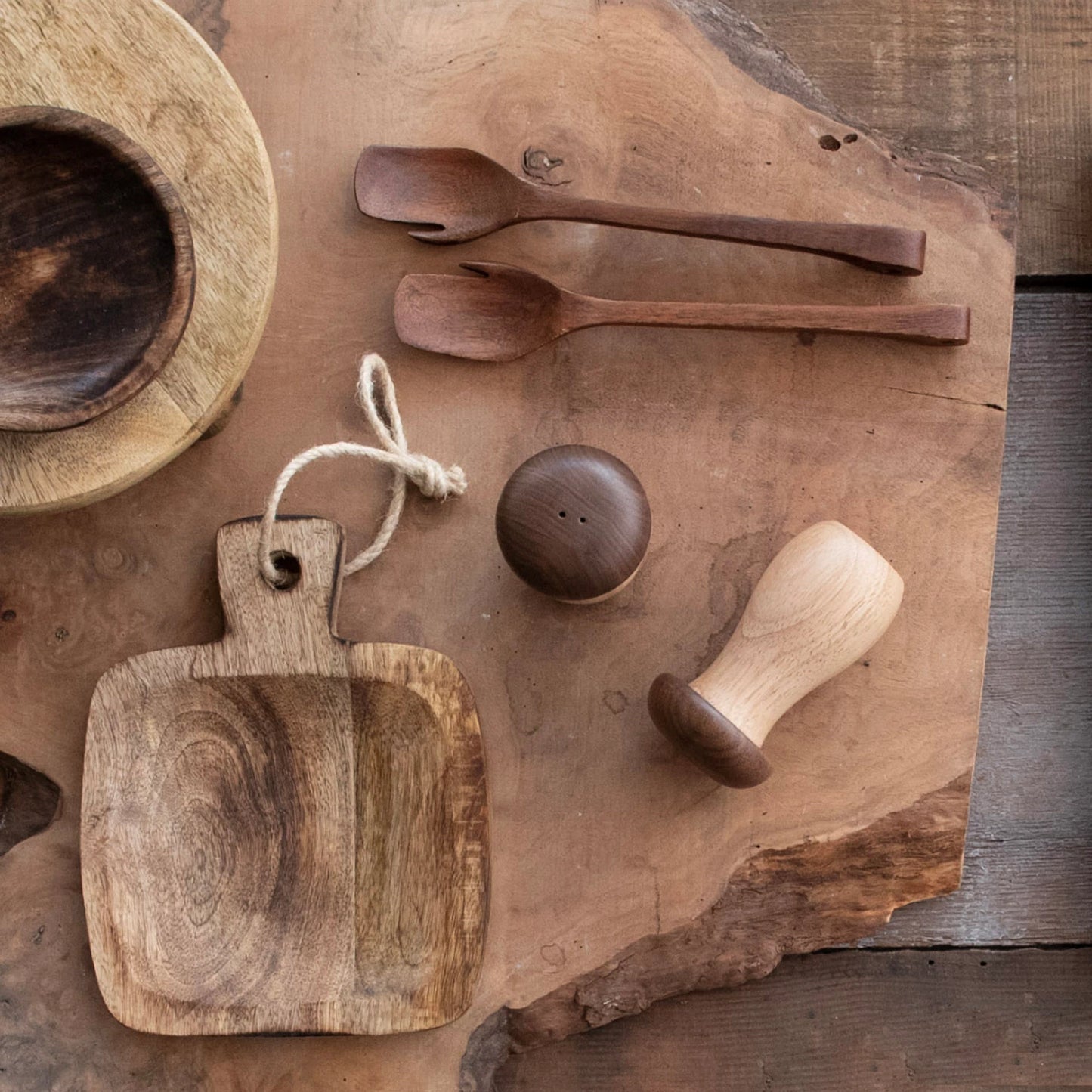 Walnut Salad Server Set