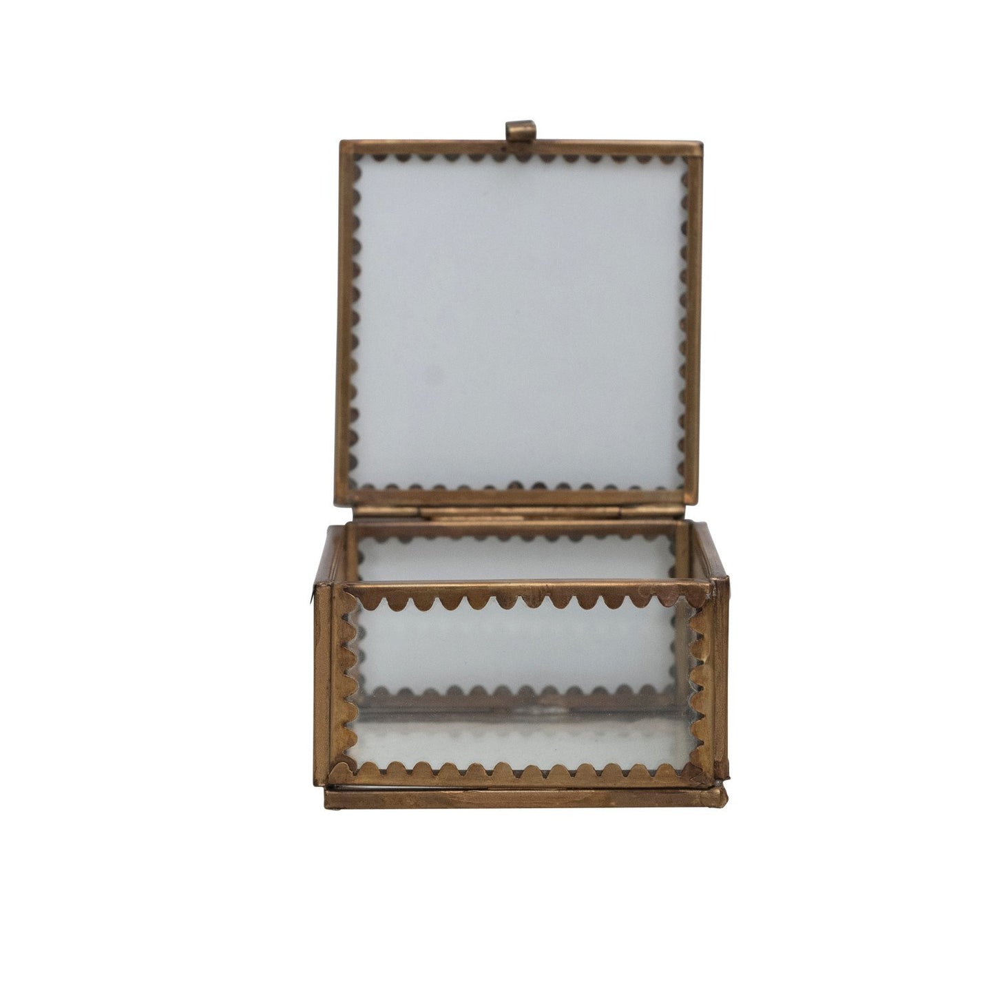 Heirloom Scallop Edge Box