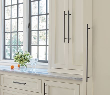 Bar Pulls 1-15/16 In (49 Mm) Length Knob