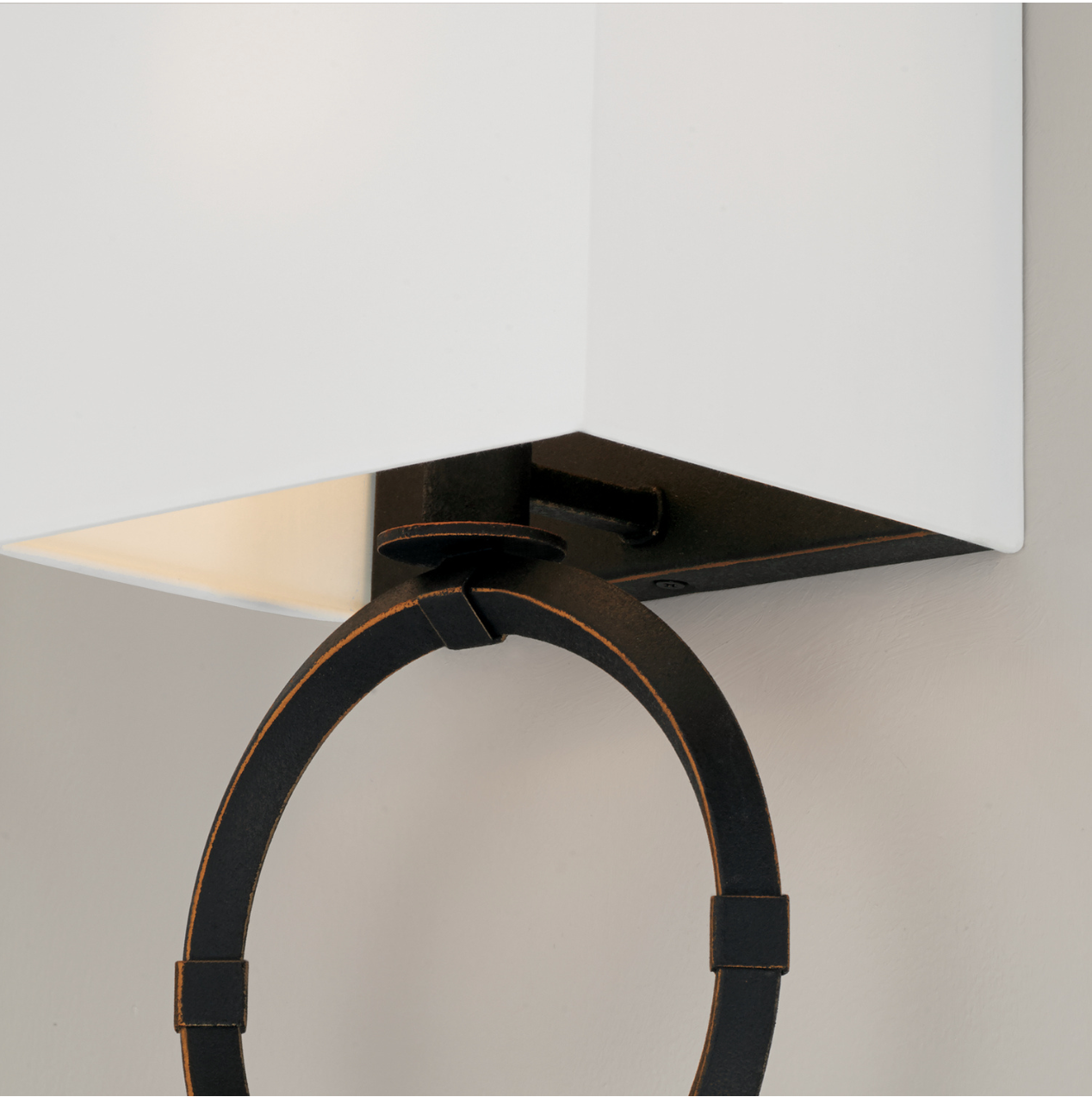 Galen Sconce