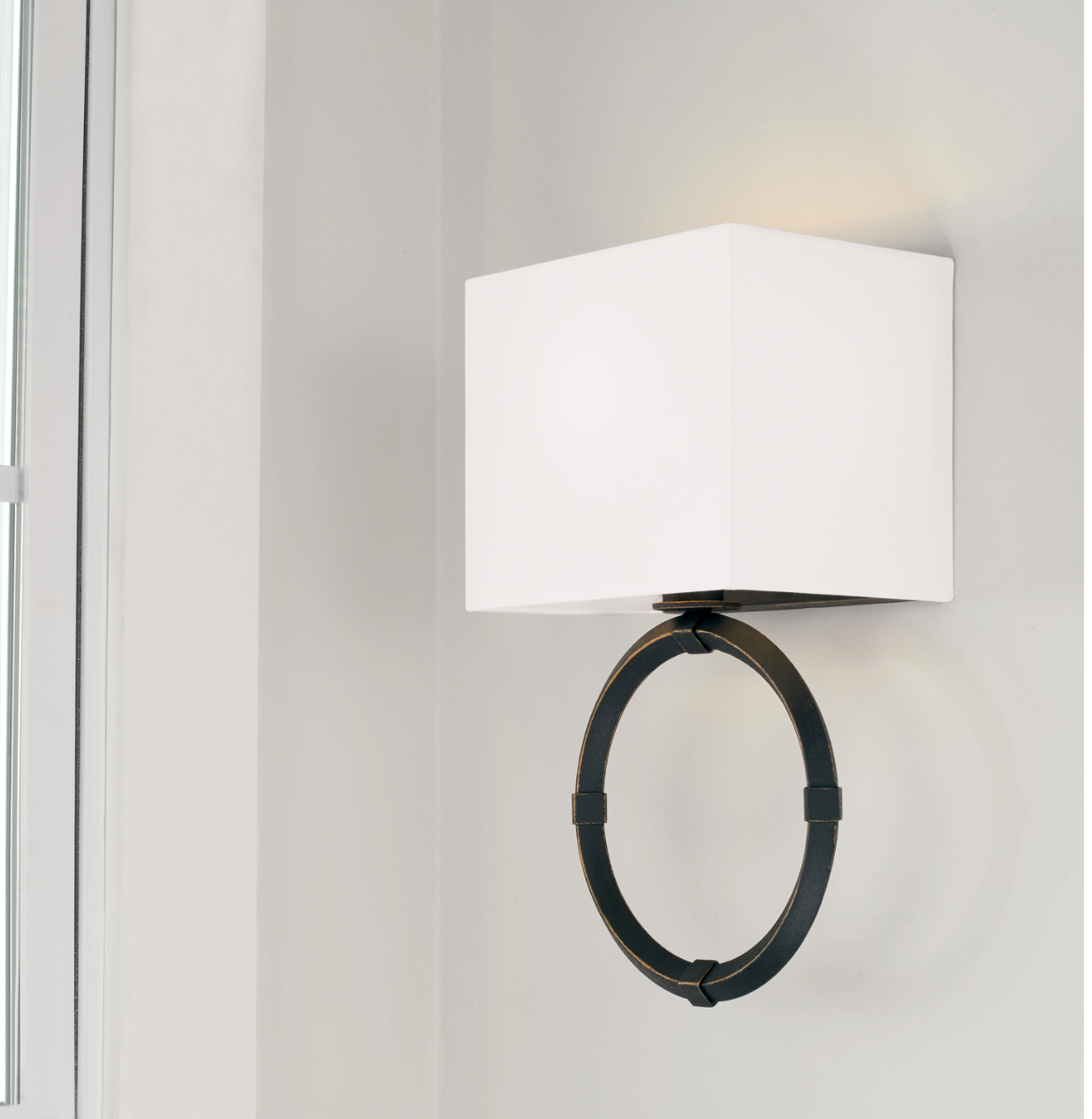 Galen Sconce