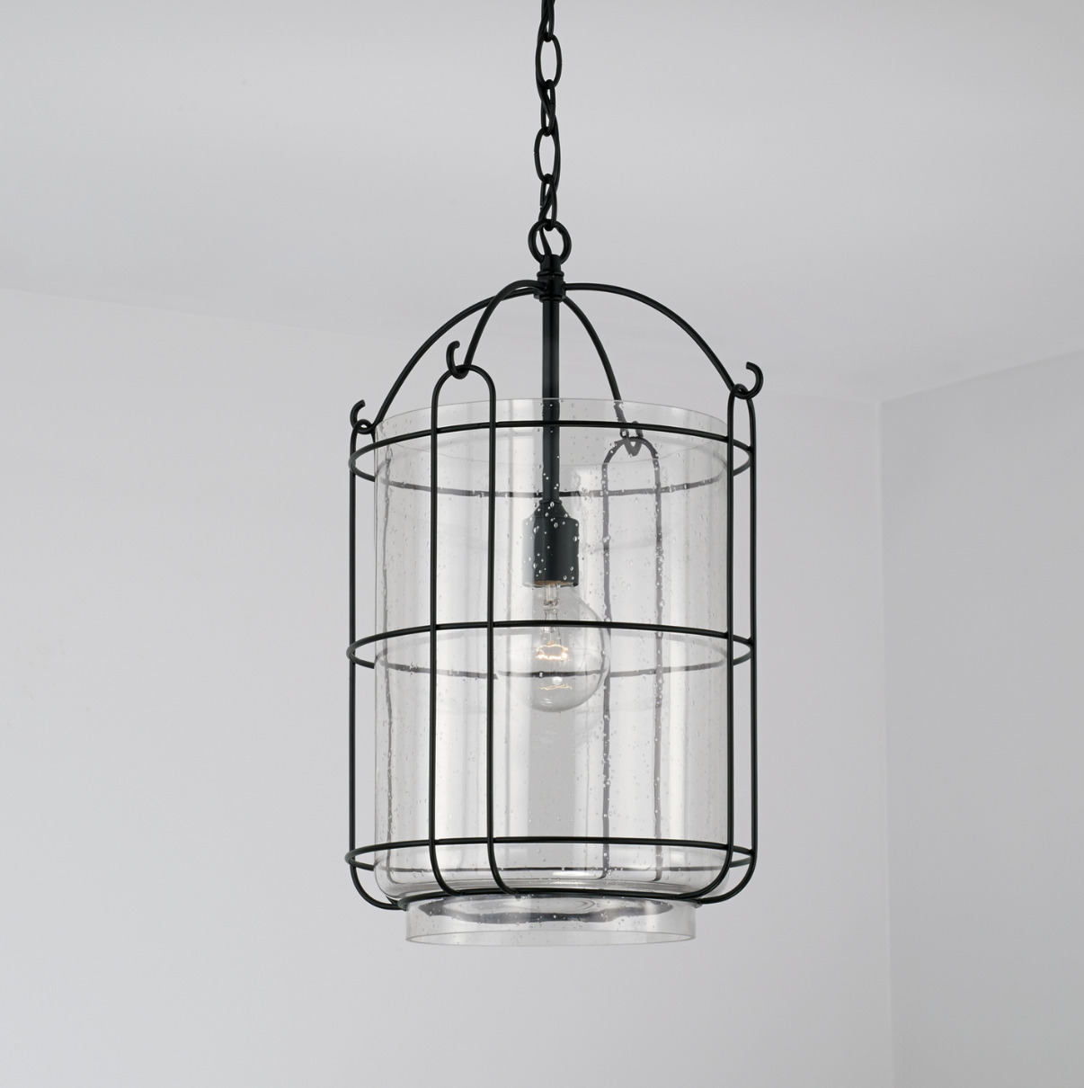 Turner Black Pendant