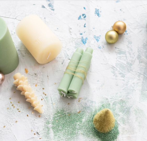 Kiwi Unscented Pleated Taper Candle Box Set