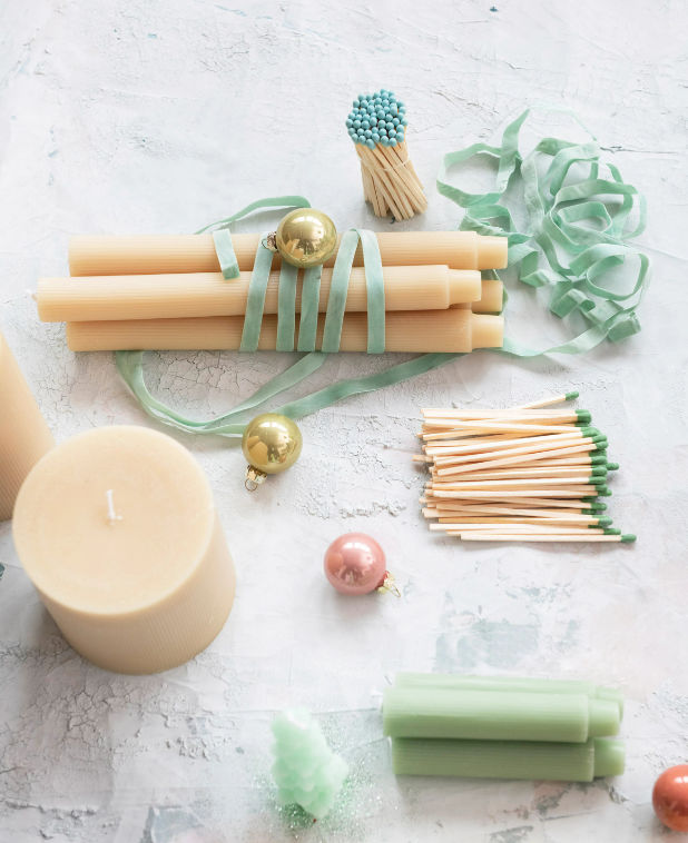 Kiwi Unscented Pleated Taper Candle Box Set