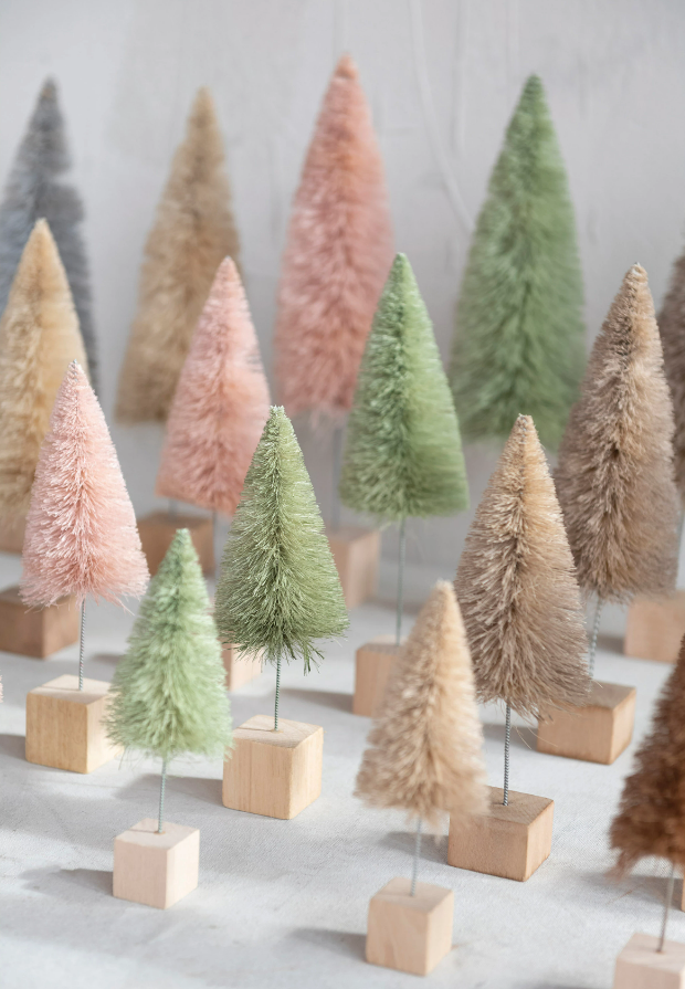 Small Wesel Bottle Brush Tree