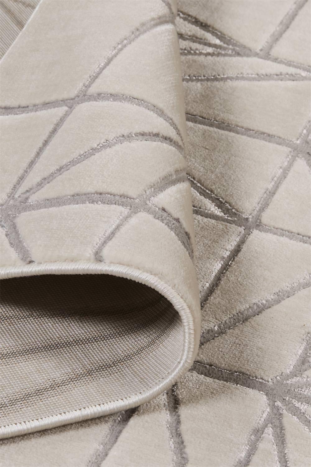 Micah Ivory/Silver Rug