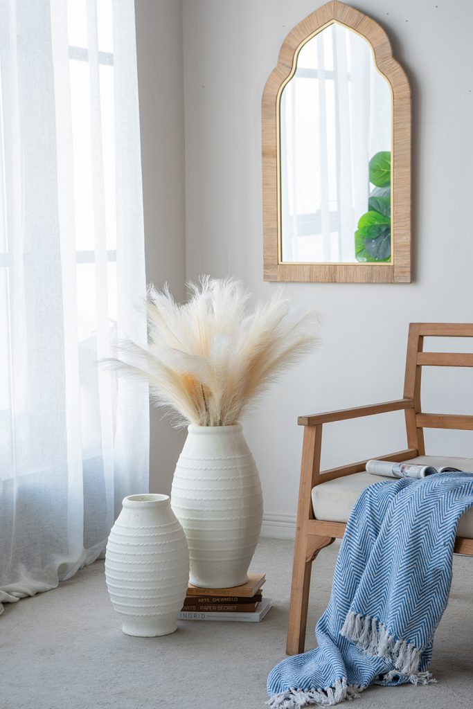 Natural White Round Terracotta Vase