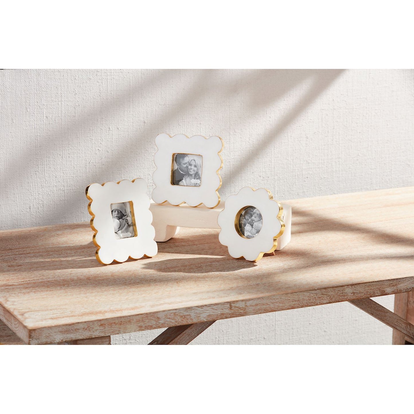 Marble Scalloped Mini Frame