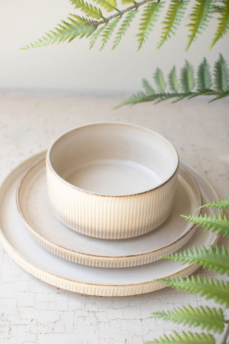 Hamilton Dinnerware Collection