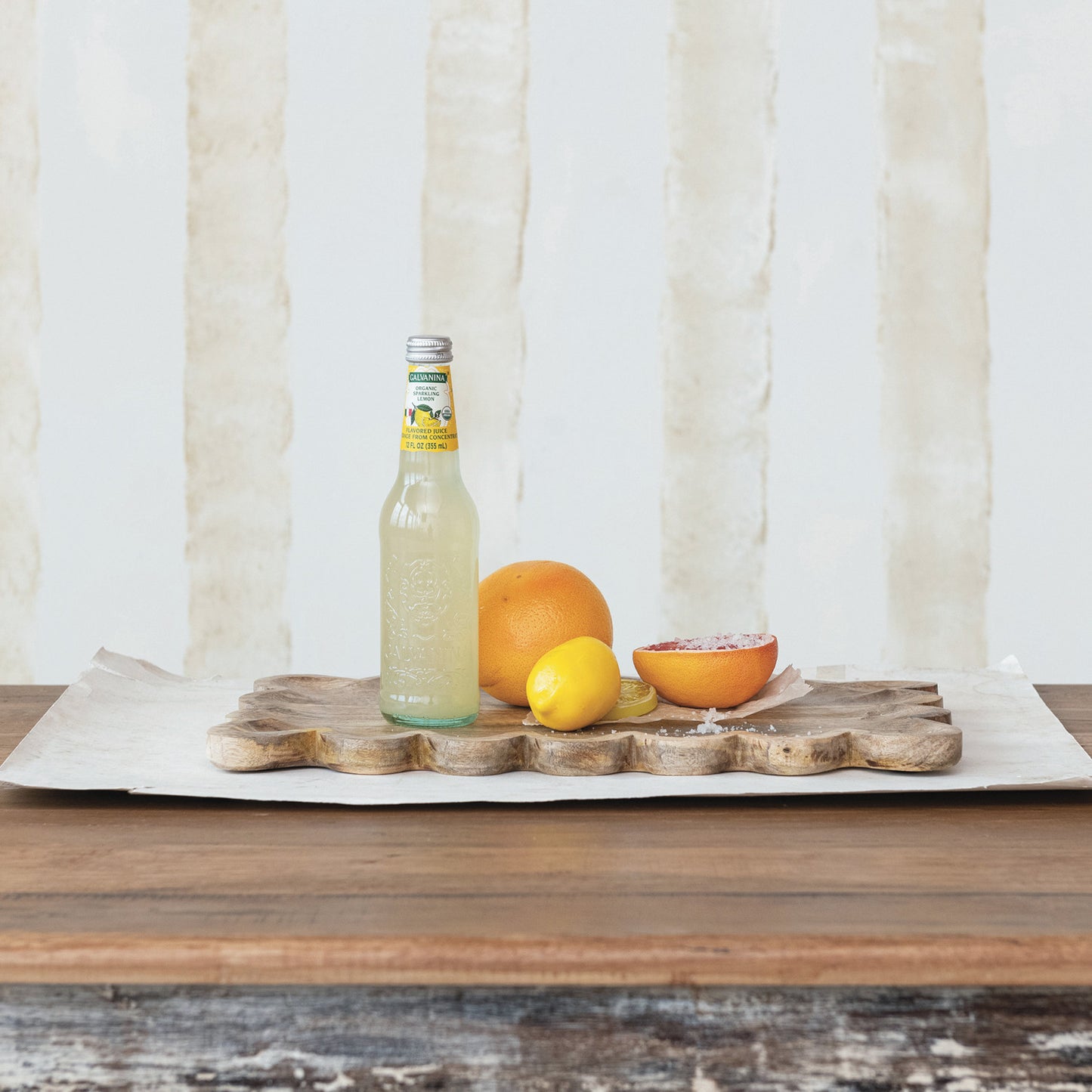 Scalloped Edge Mango Wood Tray