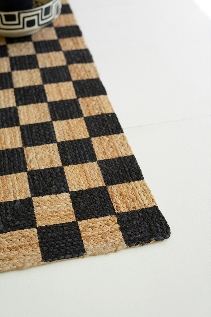 Checkered Seagrass Table Runner Set