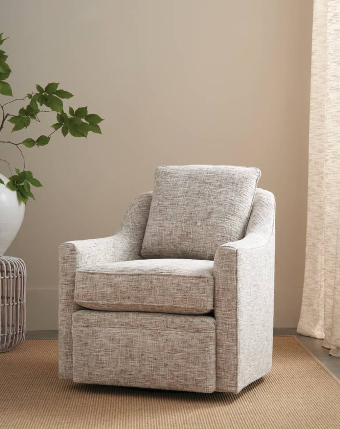 Hollis Accent Chair